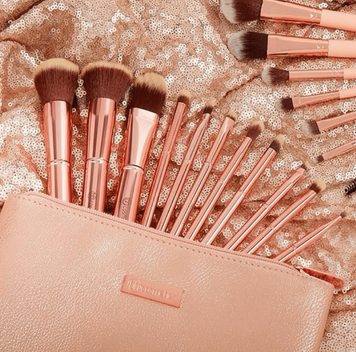 Набор кисточек 11 штук BH Cosmetics Metal Rose 994 фото